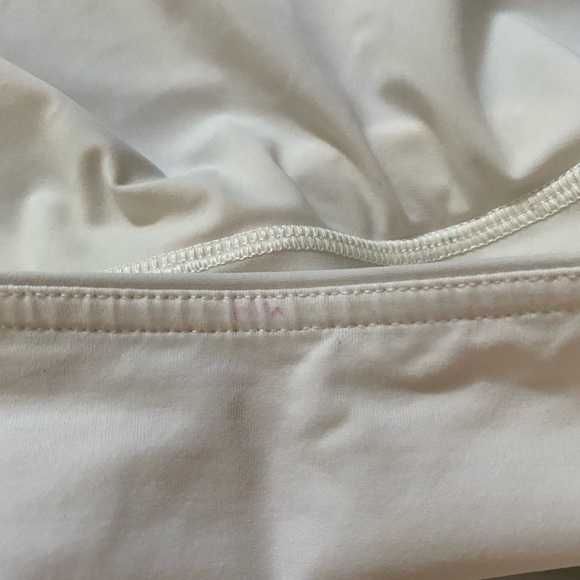 Lululemon Hit your Stride Skirt white RARE - Picture 6 of 10